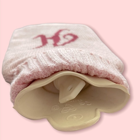 HYGGE pink knit hot water bottle - Picture 3 of 3